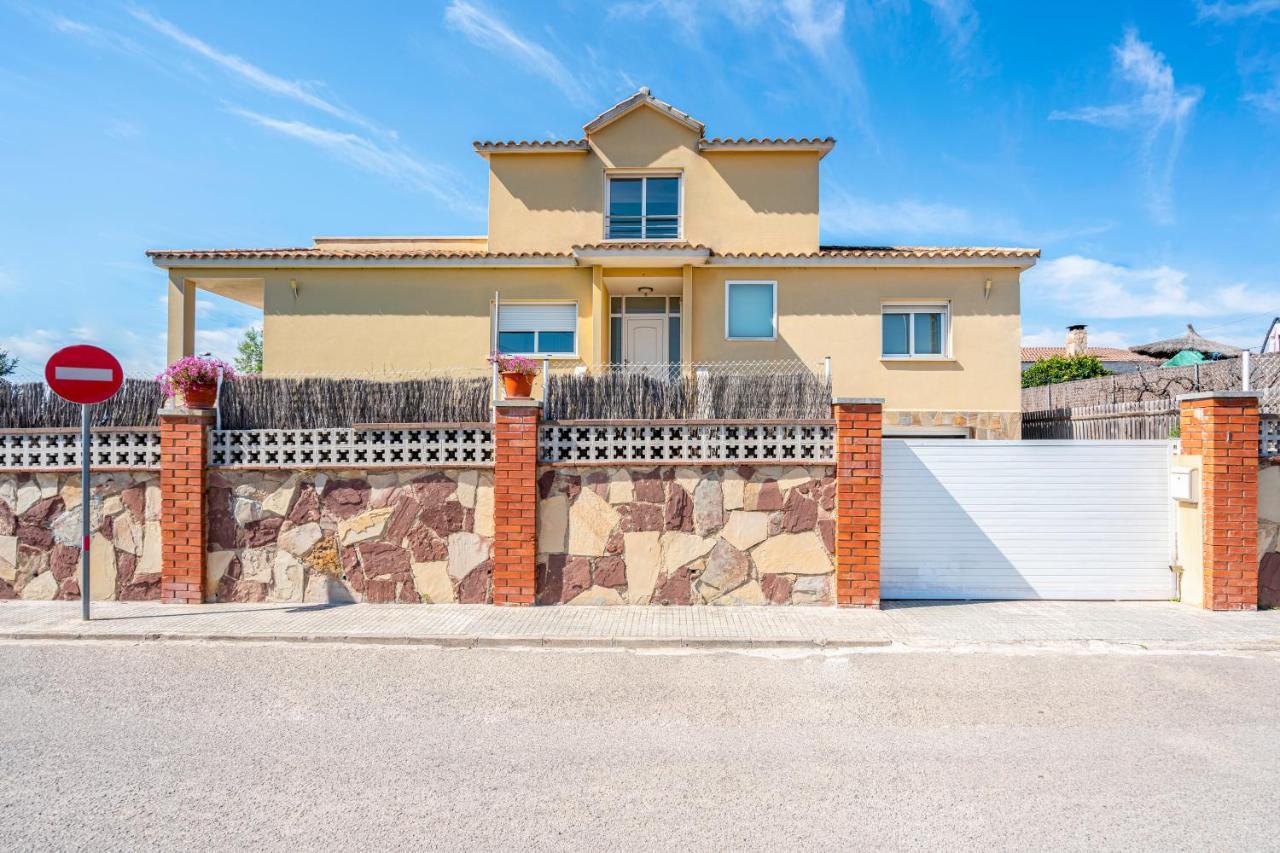 Casa Familiar Con Piscina Villa Llica d'Amunt Exterior photo