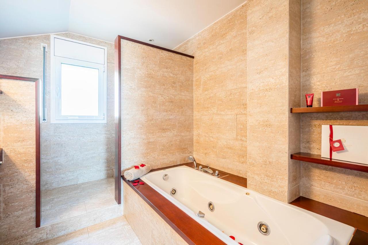 Casa Familiar Con Piscina Villa Llica d'Amunt Exterior photo